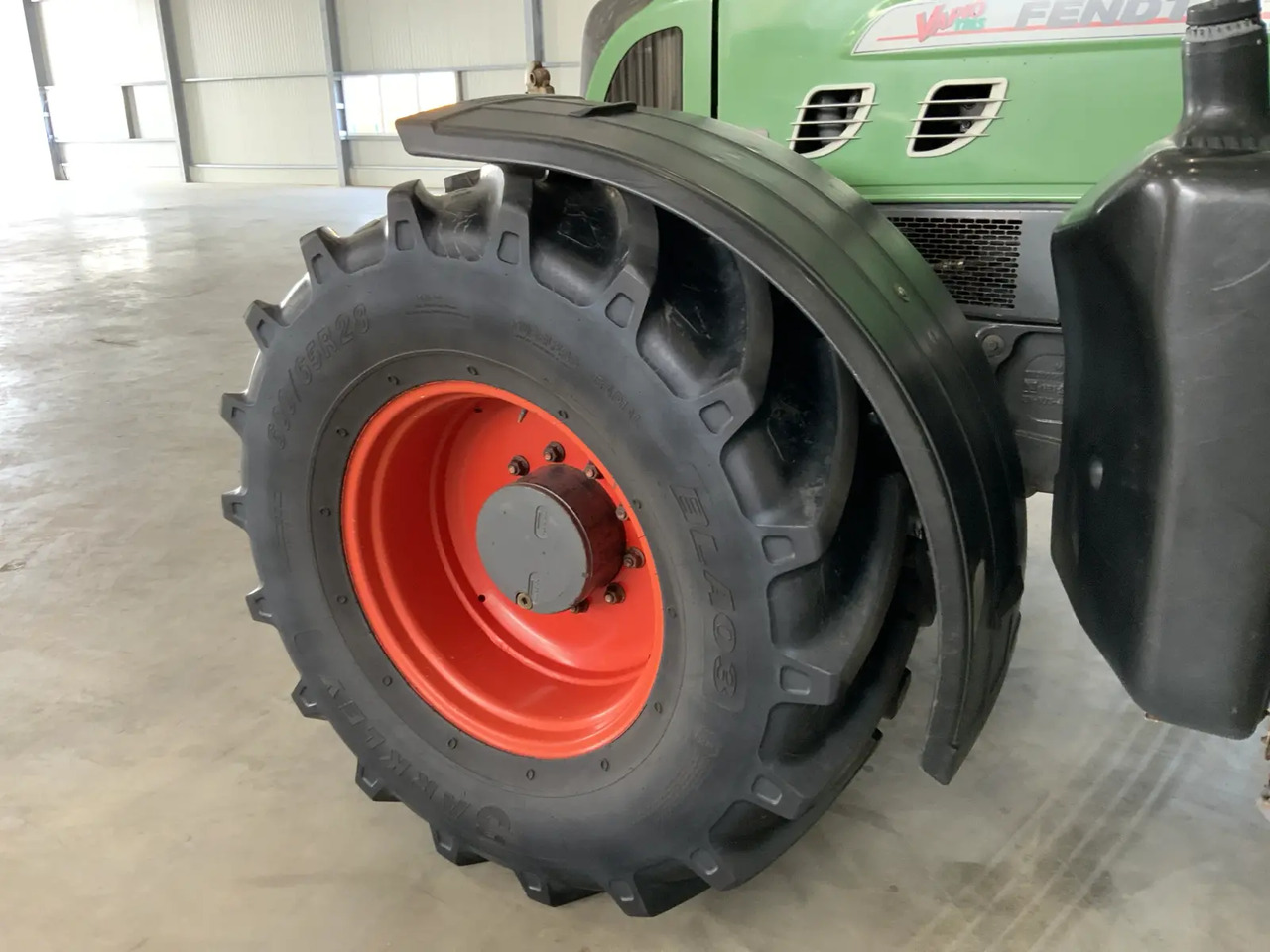 Fendt 817 Vario TMS - Traktor: bilde 4 Fendt 817 Vario TMS - Traktor: bilde 4
