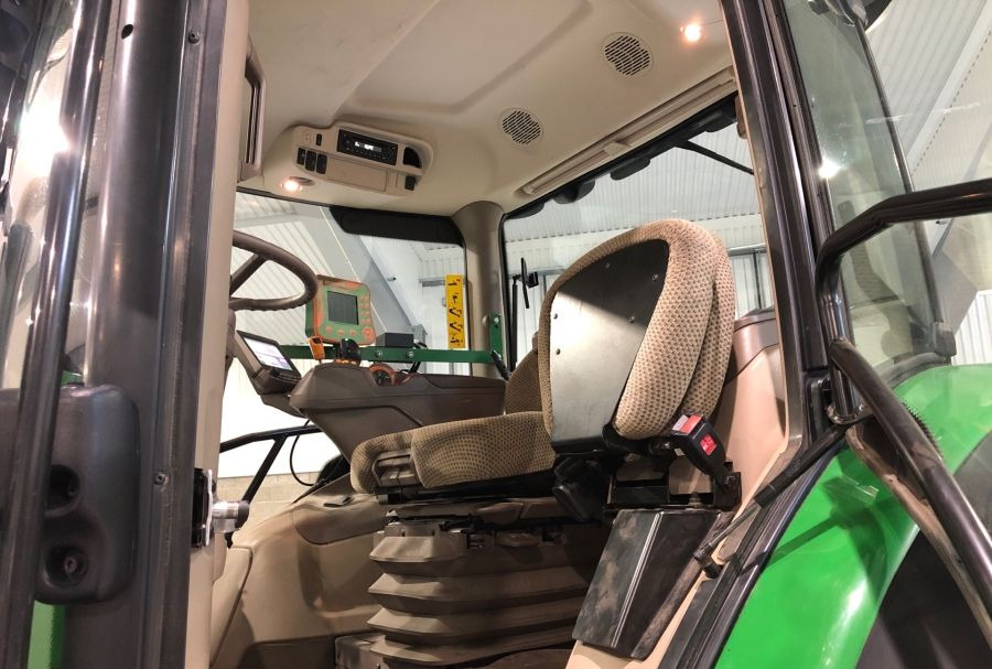 John Deere 6155R - Traktor: bilde 3 John Deere 6155R - Traktor: bilde 3