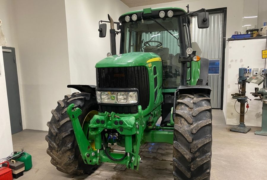 John Deere 6930 Premium - Traktor: bilde 2 John Deere 6930 Premium - Traktor: bilde 2