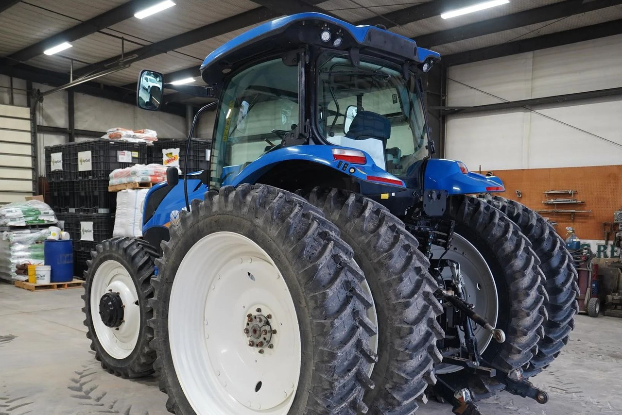 NEW HOLLAND T7.210 - Traktor: bilde 3 NEW HOLLAND T7.210 - Traktor: bilde 3