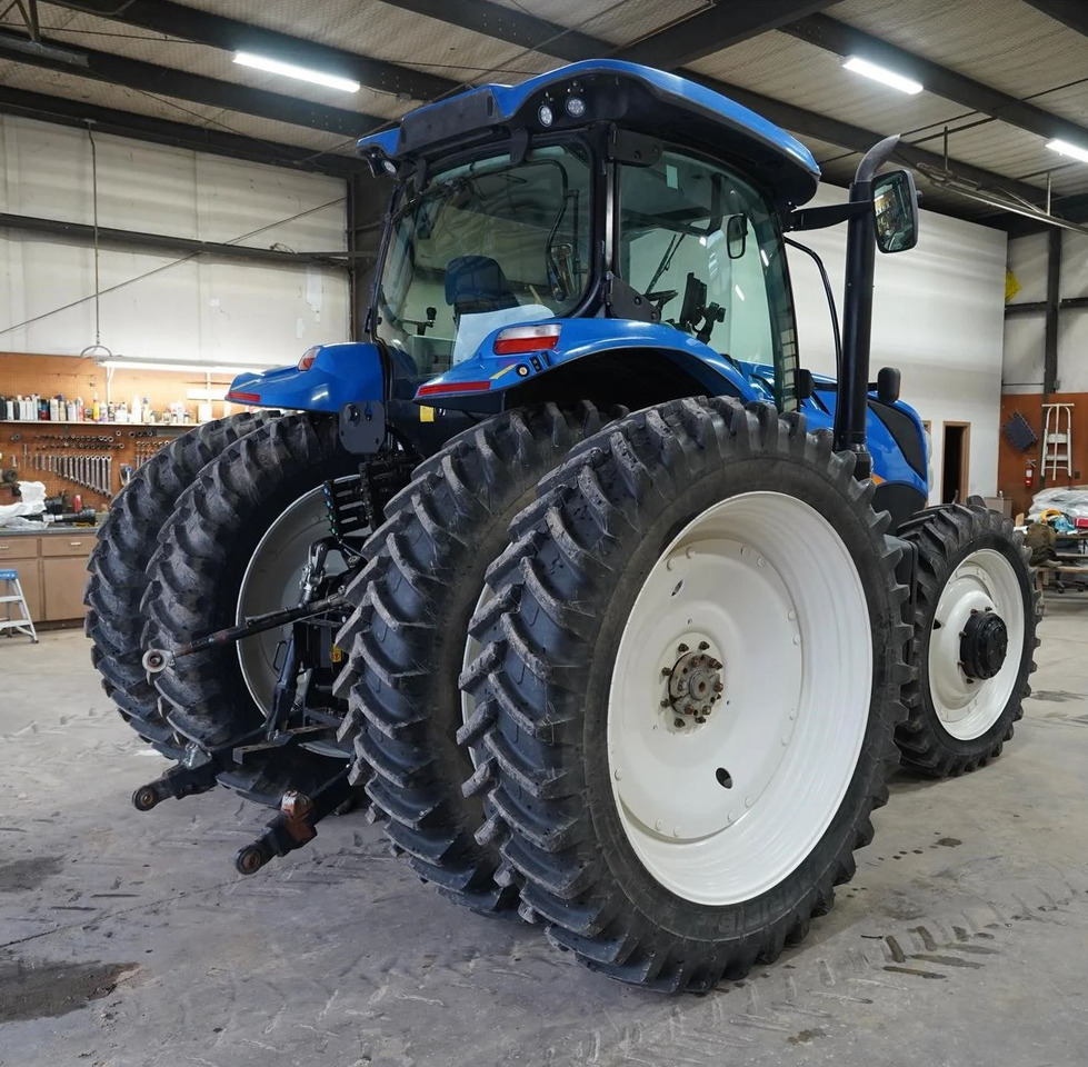 NEW HOLLAND T7.210 - Traktor: bilde 4 NEW HOLLAND T7.210 - Traktor: bilde 4