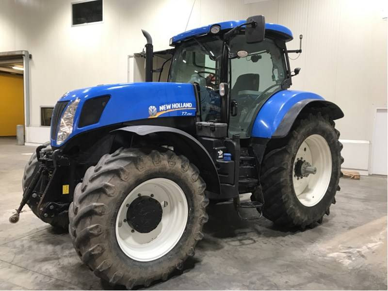 New Holland T7.250 - Traktor: bilde 1 New Holland T7.250 - Traktor: bilde 1