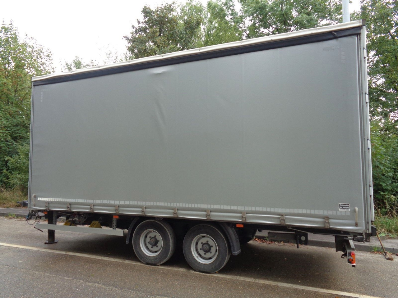 Fliegl TKF118 - Kapellhenger: bilde 1 Fliegl TKF118 - Kapellhenger: bilde 1