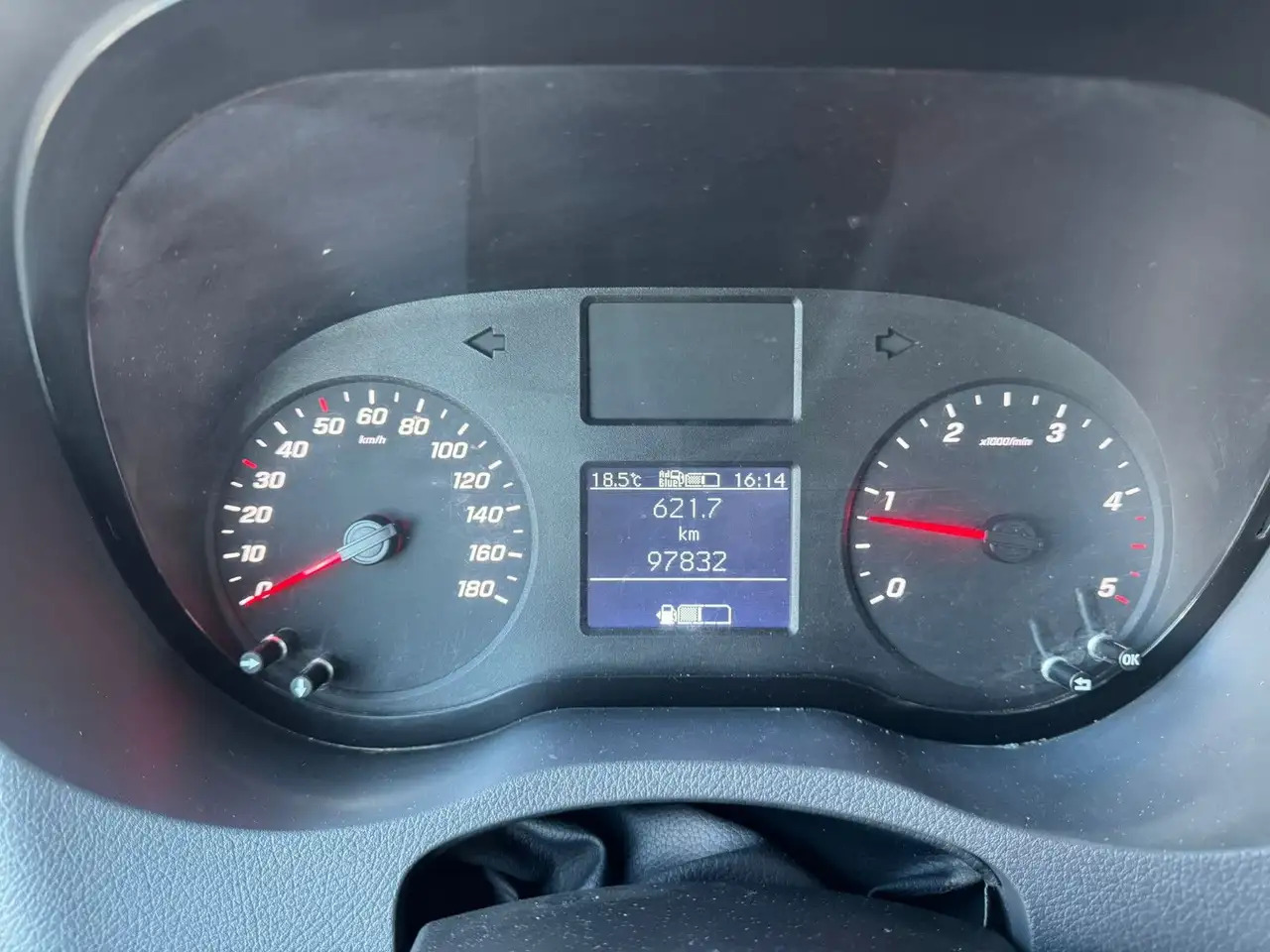 Mercedes-Benz Sprinter 317 CDI Lang DoKa Pritsche AHK 3,5t - Varebil med plan, Varebil med dobbelt førerhus: bilde 4 Mercedes-Benz Sprinter 317 CDI Lang DoKa Pritsche AHK 3,5t - Varebil med plan, Varebil med dobbelt førerhus: bilde 4