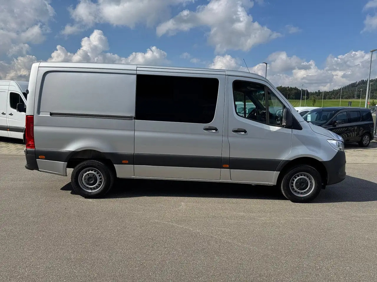 Mercedes-Benz Sprinter 317 CDI Lang Silber MBUX RWD Klima - Kassebil: bilde 4 Mercedes-Benz Sprinter 317 CDI Lang Silber MBUX RWD Klima - Kassebil: bilde 4
