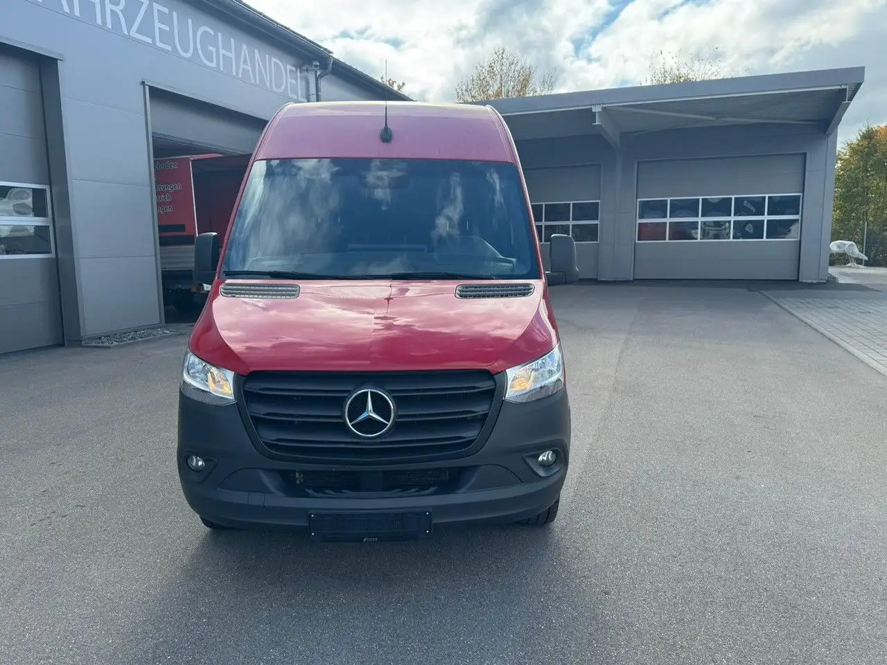 Mercedes-Benz Sprinter 317 CDI Maxi Lang Mixto AHK 3,5t MBUX - Varebil med dobbelt førerhus: bilde 2 Mercedes-Benz Sprinter 317 CDI Maxi Lang Mixto AHK 3,5t MBUX - Varebil med dobbelt førerhus: bilde 2