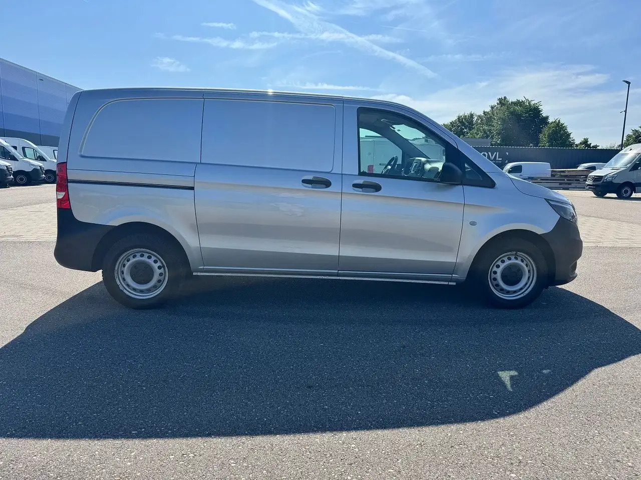 Mercedes-Benz Vito 114 CDI Kompakt Silber Bott - Kassebil: bilde 4 Mercedes-Benz Vito 114 CDI Kompakt Silber Bott - Kassebil: bilde 4