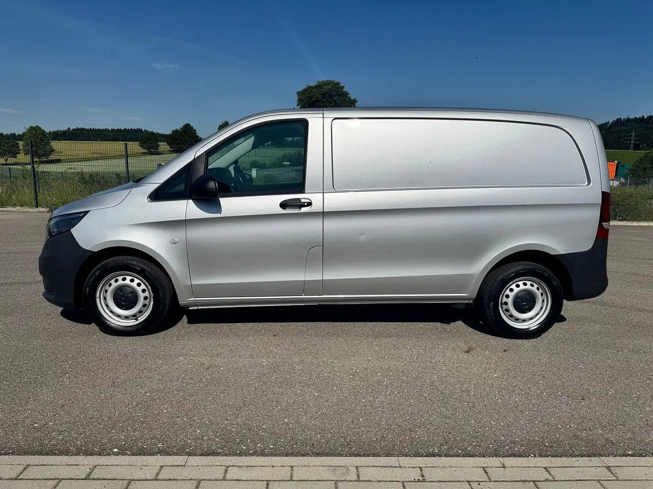 Mercedes-Benz Vito 114 CDI Kompakt Silber Bott - Kassebil: bilde 3 Mercedes-Benz Vito 114 CDI Kompakt Silber Bott - Kassebil: bilde 3