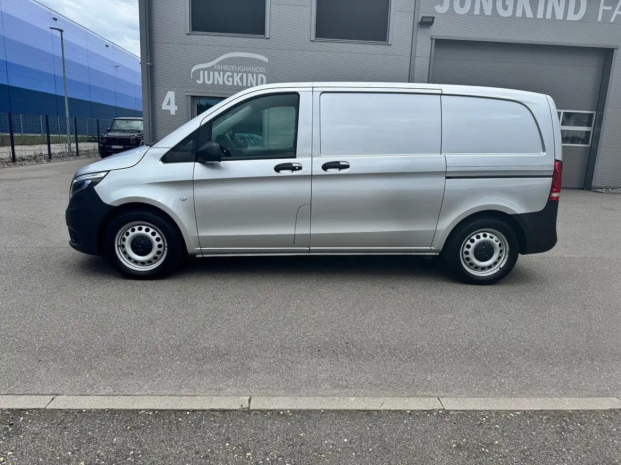 Mercedes-Benz Vito 114 CDI Kompakt Silber Klima Bott - Kassebil: bilde 3 Mercedes-Benz Vito 114 CDI Kompakt Silber Klima Bott - Kassebil: bilde 3