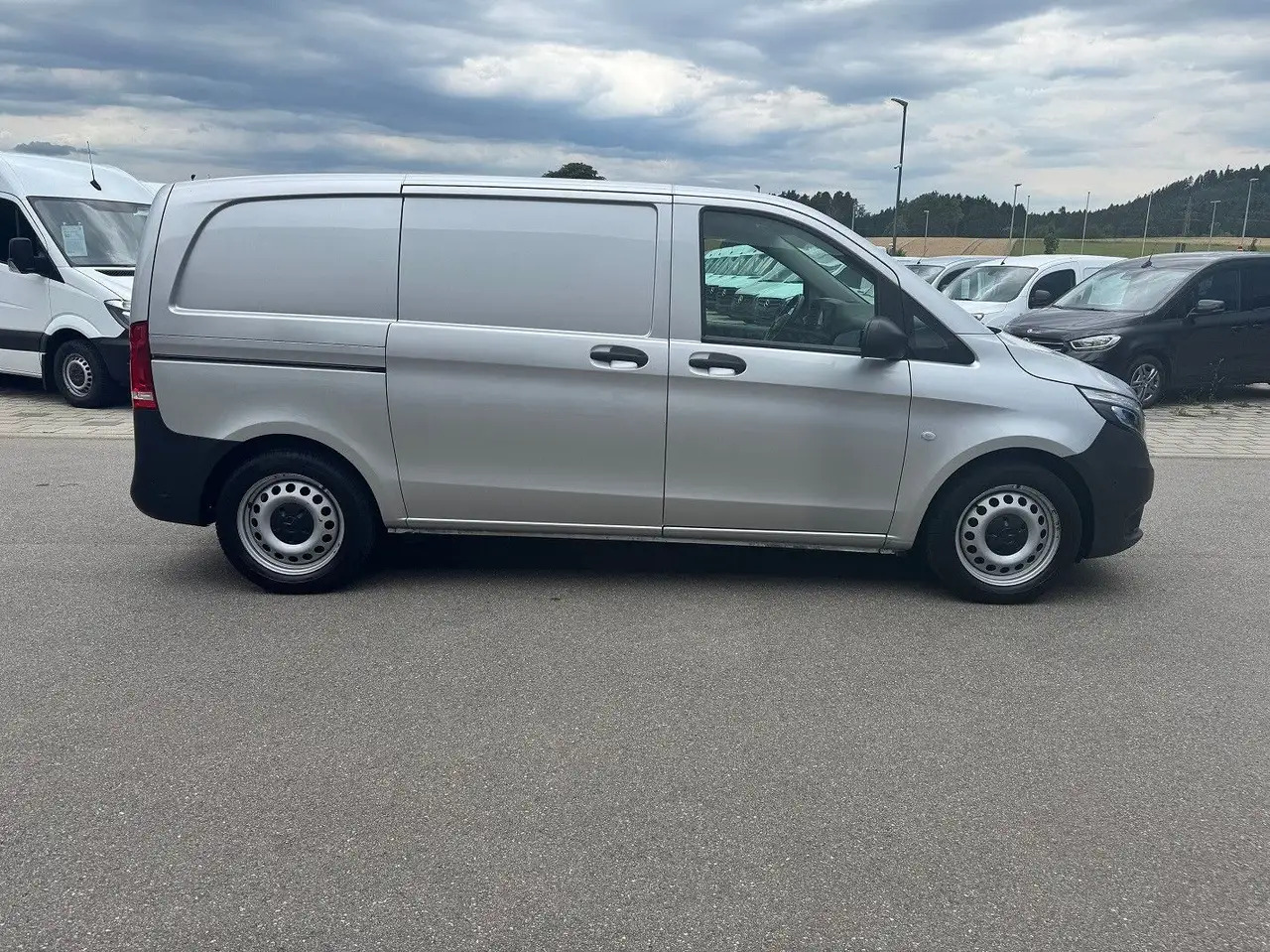 Mercedes-Benz Vito 114 CDI Kompakt Silber Klima Bott - Kassebil: bilde 4 Mercedes-Benz Vito 114 CDI Kompakt Silber Klima Bott - Kassebil: bilde 4