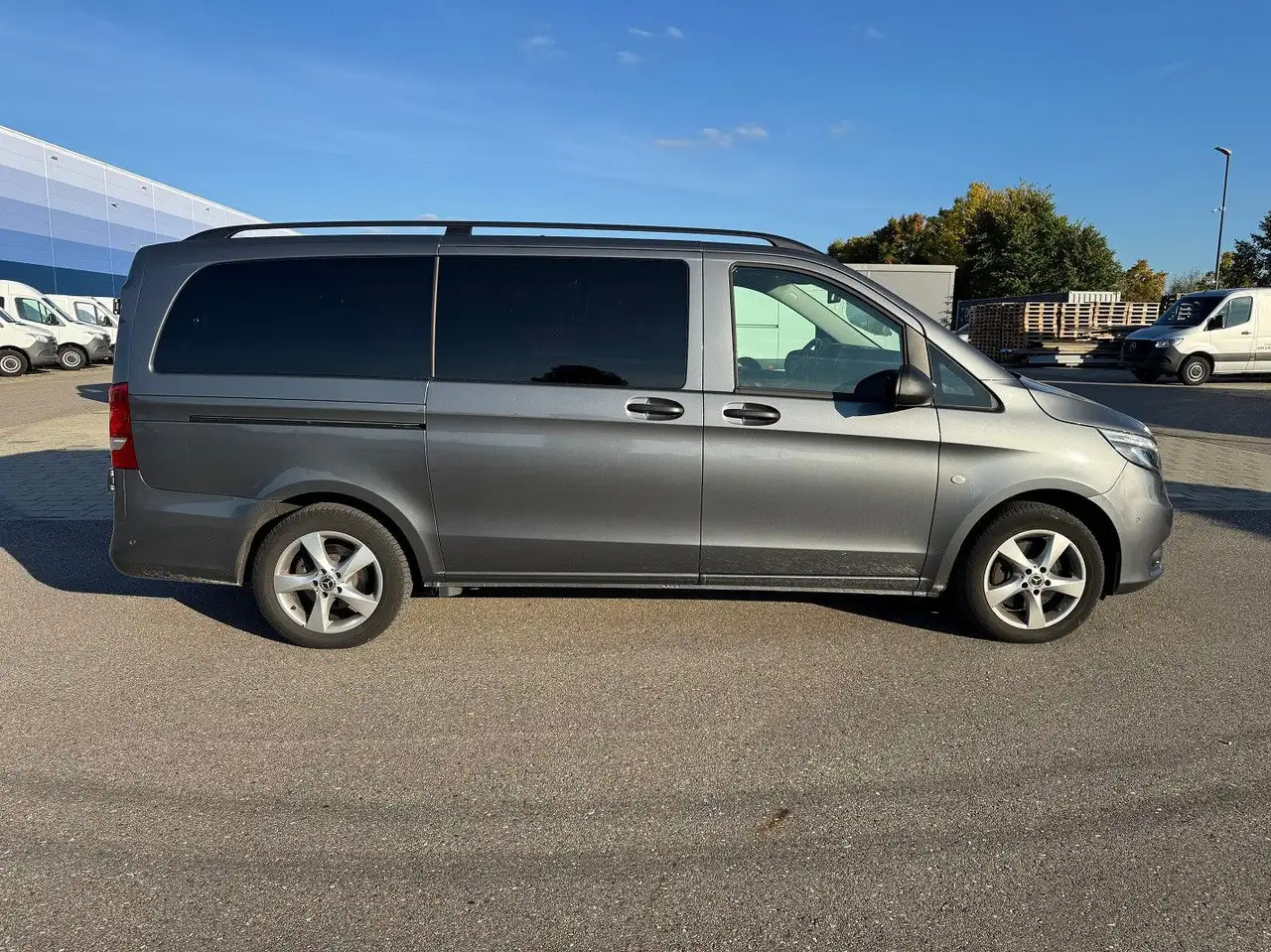 Mercedes-Benz Vito Tourer 119 CDI Edition 4x4 Lang - Personenbil: bilde 4 Mercedes-Benz Vito Tourer 119 CDI Edition 4x4 Lang - Personenbil: bilde 4