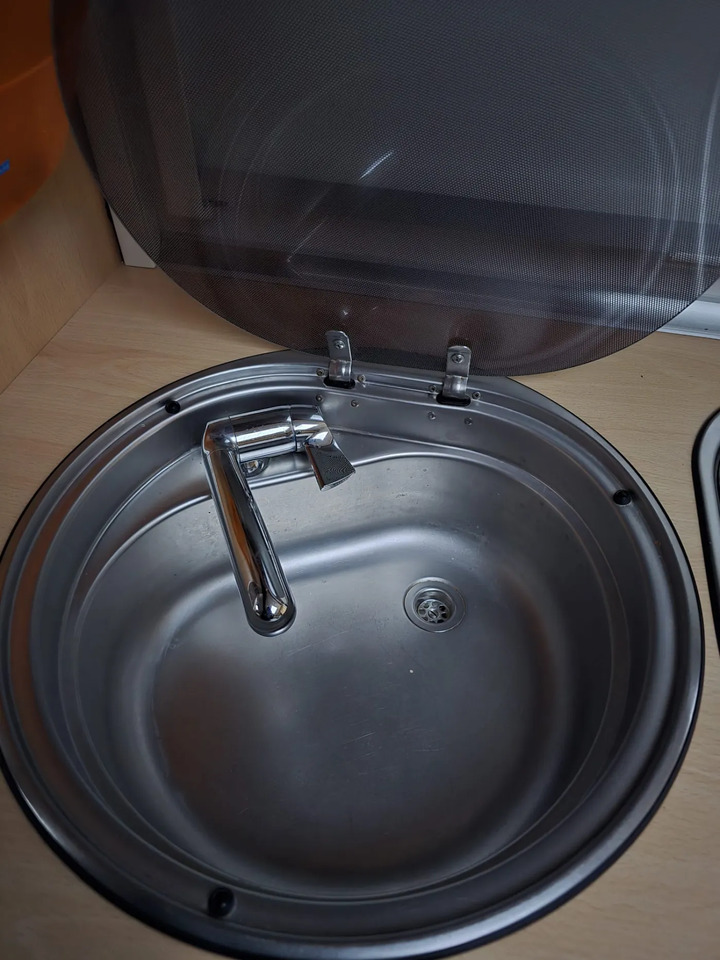 Wohnwagen TEC Tour 445 TDF Mover, Markise, Dusche - Campingvogn: bilde 2 Wohnwagen TEC Tour 445 TDF Mover, Markise, Dusche - Campingvogn: bilde 2