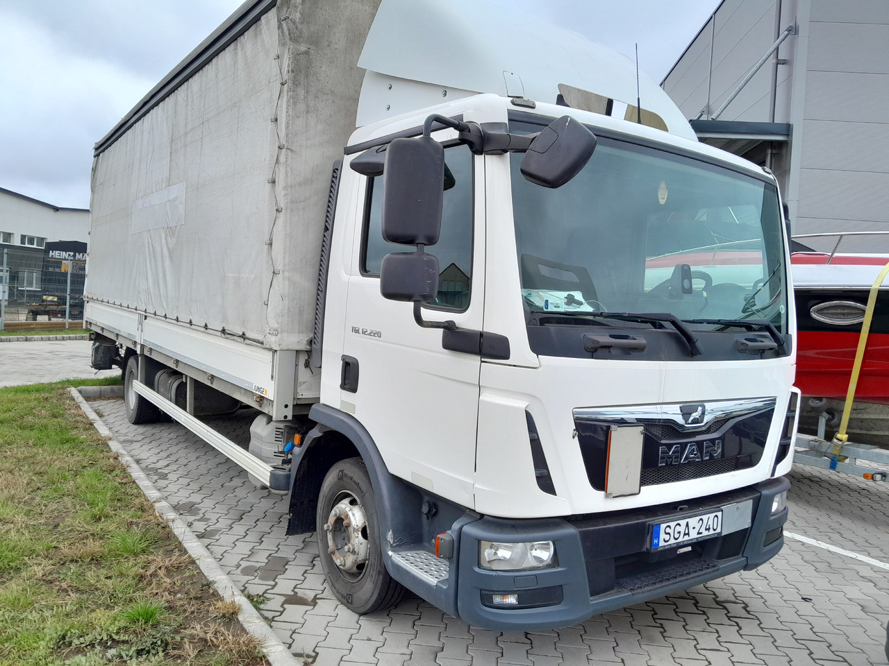 MAN TGL 12.220 Tail Lift Manual - Kapellbil: bilde 2 MAN TGL 12.220 Tail Lift Manual - Kapellbil: bilde 2