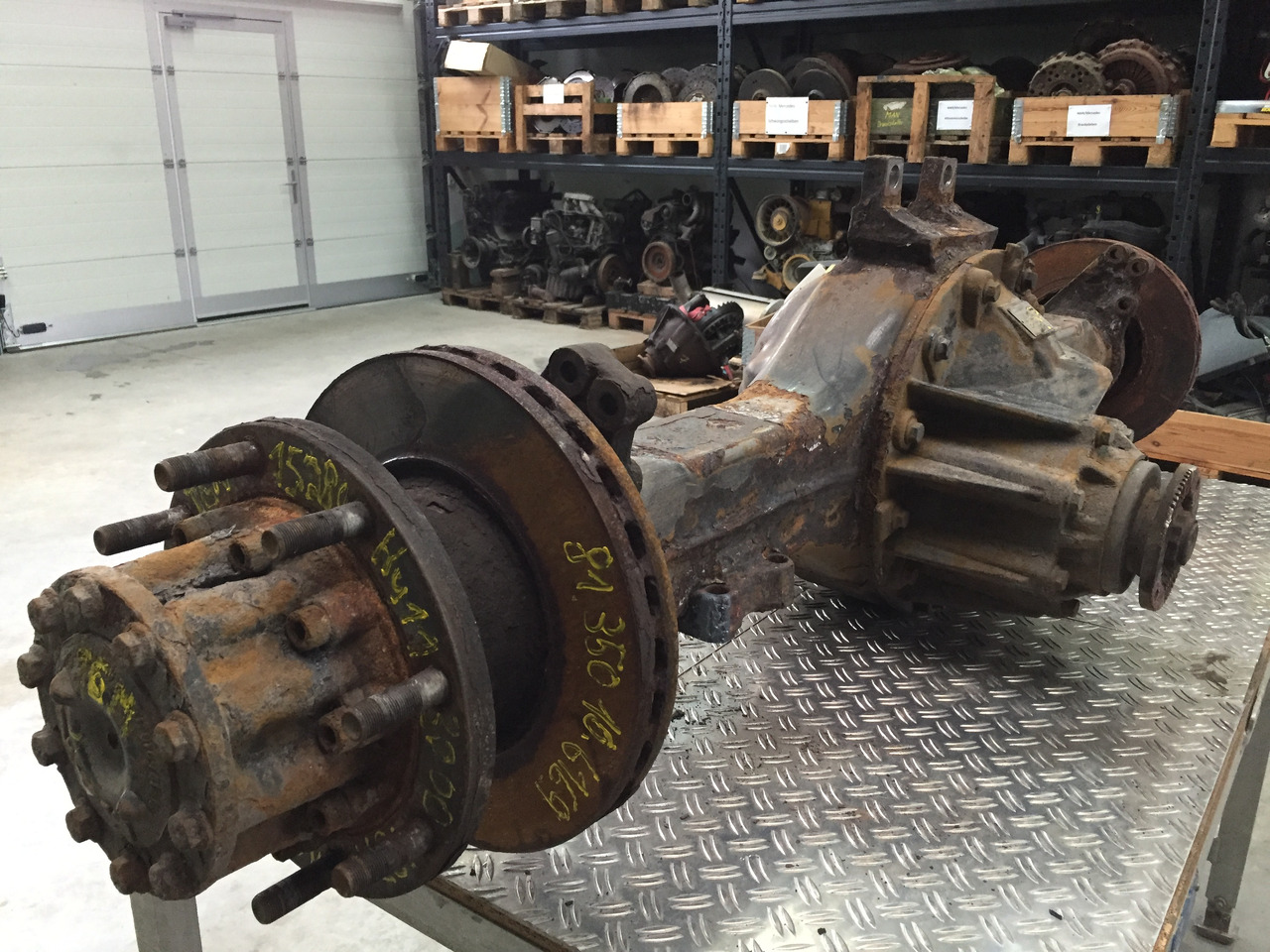 Gebrauchte Hinterachse MAN TGM 15.280, Typ : HY 11 3000, Artikel - Nr. : 81.35010 - 6169 - Bakaksel for Lastebil: bilde 5 Gebrauchte Hinterachse MAN TGM 15.280, Typ : HY 11 3000, Artikel - Nr. : 81.35010 - 6169 - Bakaksel for Lastebil: bilde 5