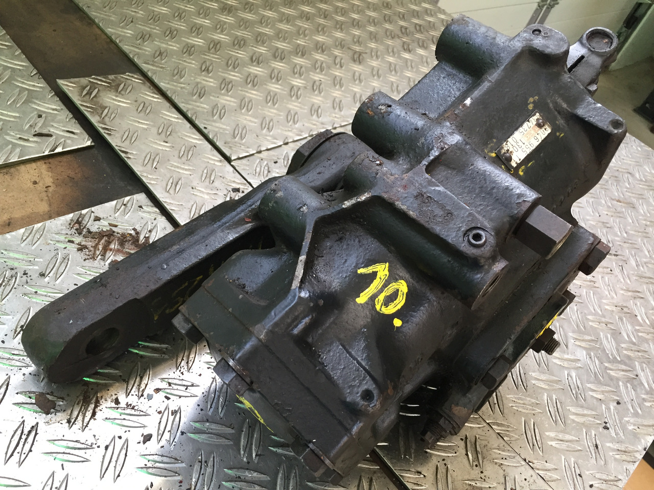 Gebrauchtes Lenkgetriebe MAN F 8, 24.291, Artikel - Nr.: 81.9999 - 9999 - Styresnekke for Lastebil: bilde 3 Gebrauchtes Lenkgetriebe MAN F 8, 24.291, Artikel - Nr.: 81.9999 - 9999 - Styresnekke for Lastebil: bilde 3