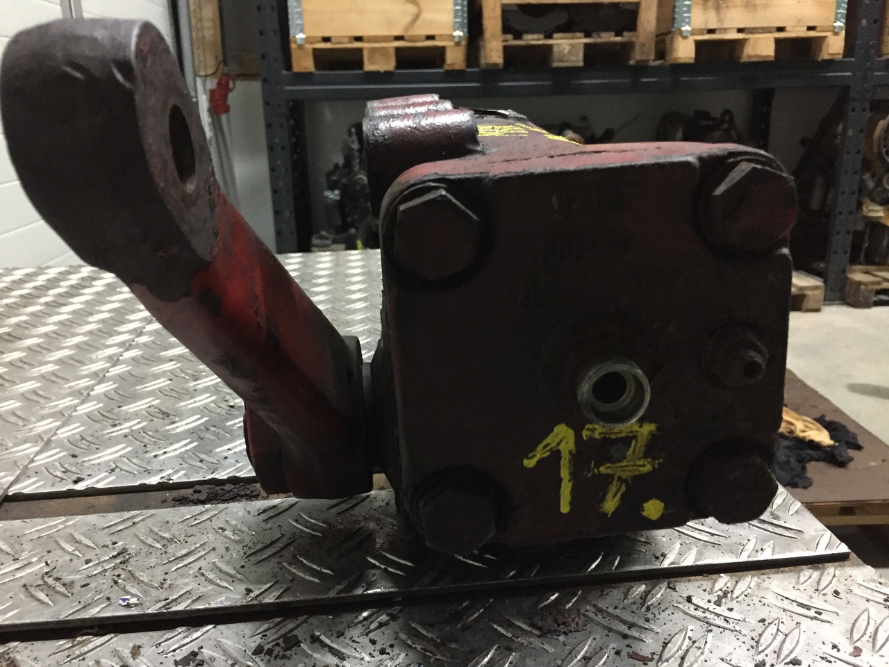 Gebrauchtes Lenkgetriebe MAN F90, 12.232, Artikel - Nr.: 81.9999 - 9999 - Styresnekke for Lastebil: bilde 3 Gebrauchtes Lenkgetriebe MAN F90, 12.232, Artikel - Nr.: 81.9999 - 9999 - Styresnekke for Lastebil: bilde 3