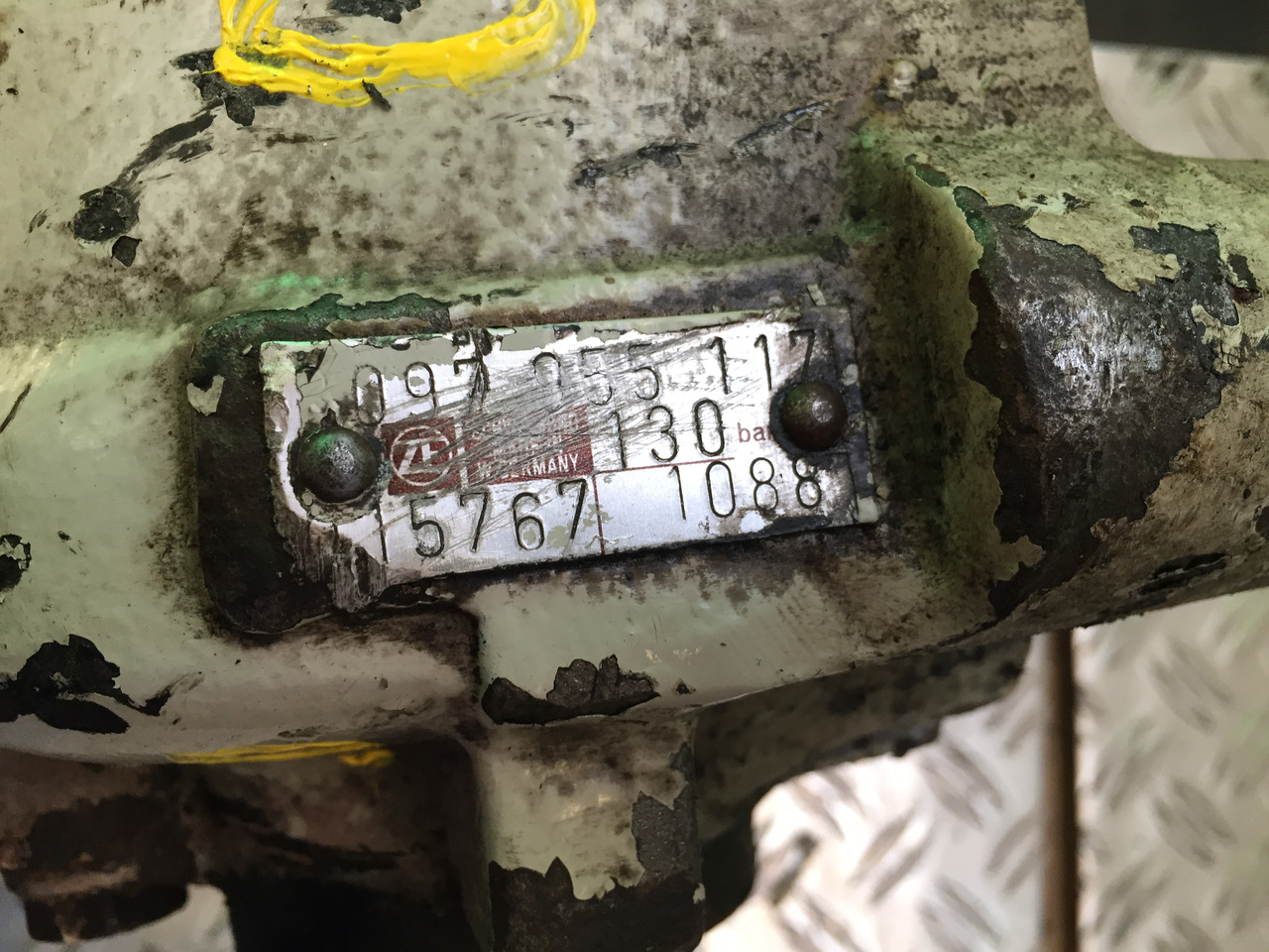 Gebrauchtes Lenkgetriebe MAN F90, 17.232, Artikel - Nr.: 81.9999 - 9999 - Styresnekke for Lastebil: bilde 2 Gebrauchtes Lenkgetriebe MAN F90, 17.232, Artikel - Nr.: 81.9999 - 9999 - Styresnekke for Lastebil: bilde 2