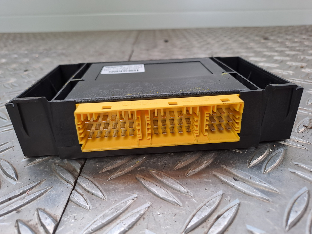 Gebrauchtes MAN TGX 26.440 Steuergerät Luftfederung ECAS 6x2, Artikel - Nr. : 81.25811 – 7020 - Styreenhet for Lastebil: bilde 2 Gebrauchtes MAN TGX 26.440 Steuergerät Luftfederung ECAS 6x2, Artikel - Nr. : 81.25811 – 7020 - Styreenhet for Lastebil: bilde 2