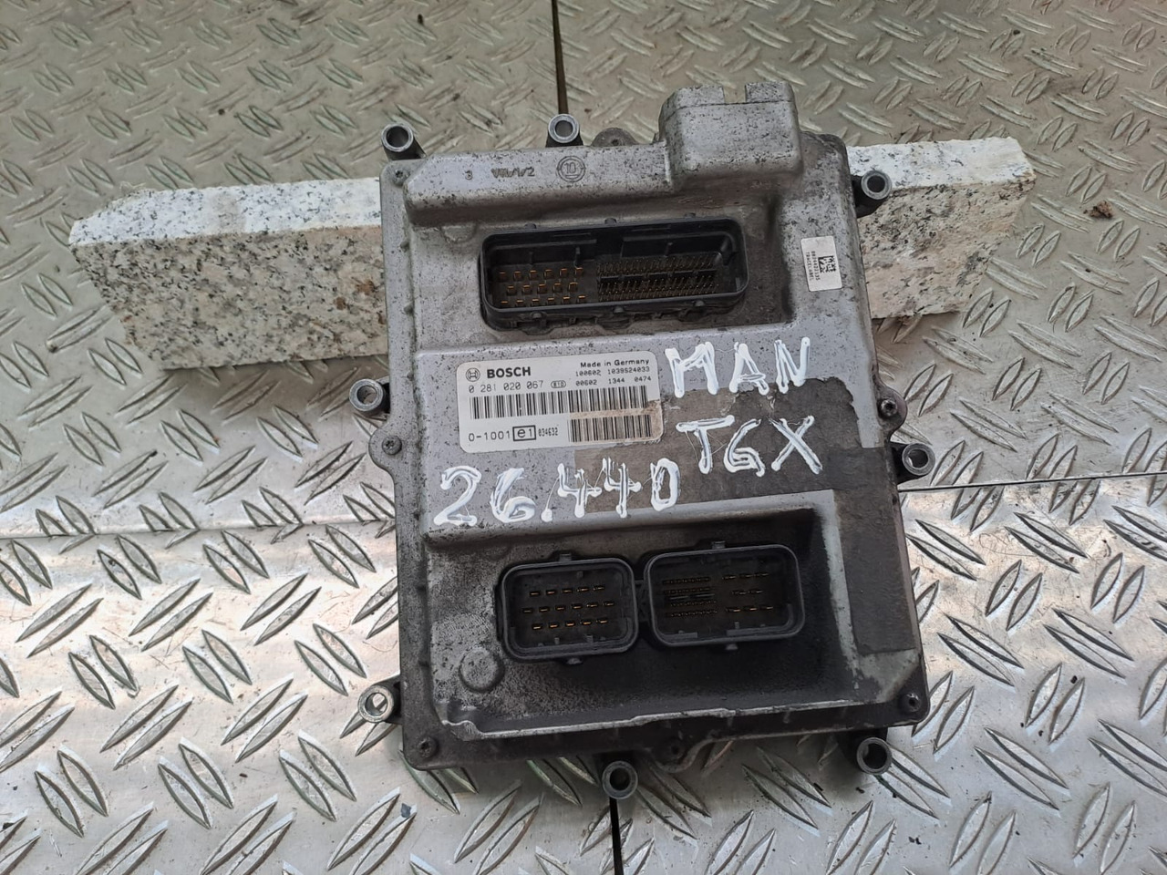 MAN MAn TGX 26.440 / D 2066 LF 40 - Styreenhet: bilde 1 MAN MAn TGX 26.440 / D 2066 LF 40 - Styreenhet: bilde 1