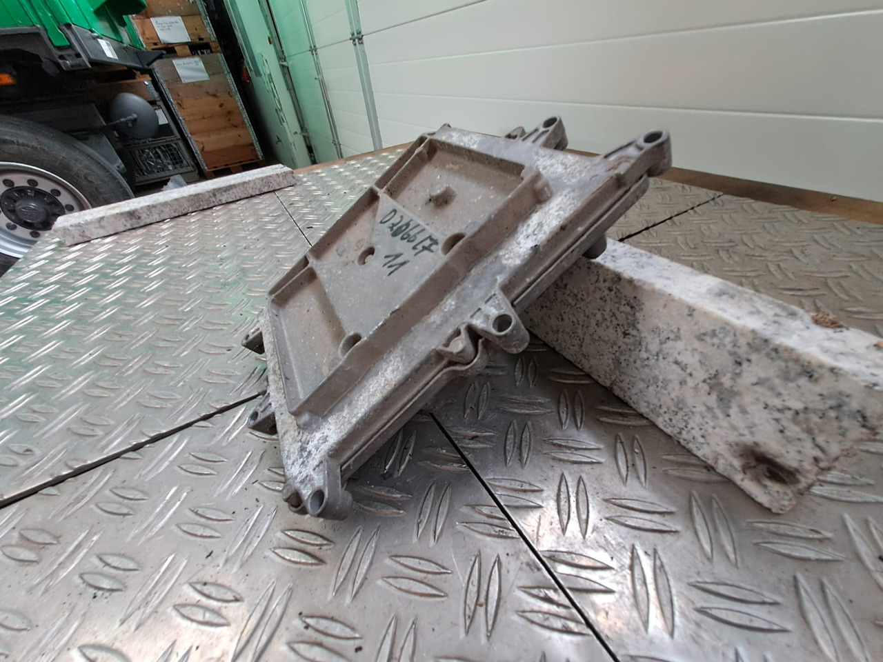 MAN TGA 19.430 / D 2066 LF 11 - Styreenhet for Lastebil: bilde 2 MAN TGA 19.430 / D 2066 LF 11 - Styreenhet for Lastebil: bilde 2