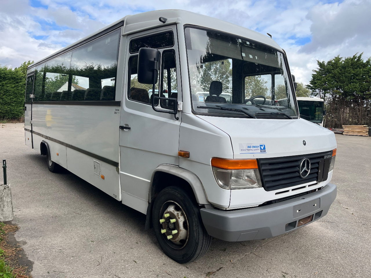 Mercedes-Benz Vario 814 - Forstadsbus: bilde 4 Mercedes-Benz Vario 814 - Forstadsbus: bilde 4