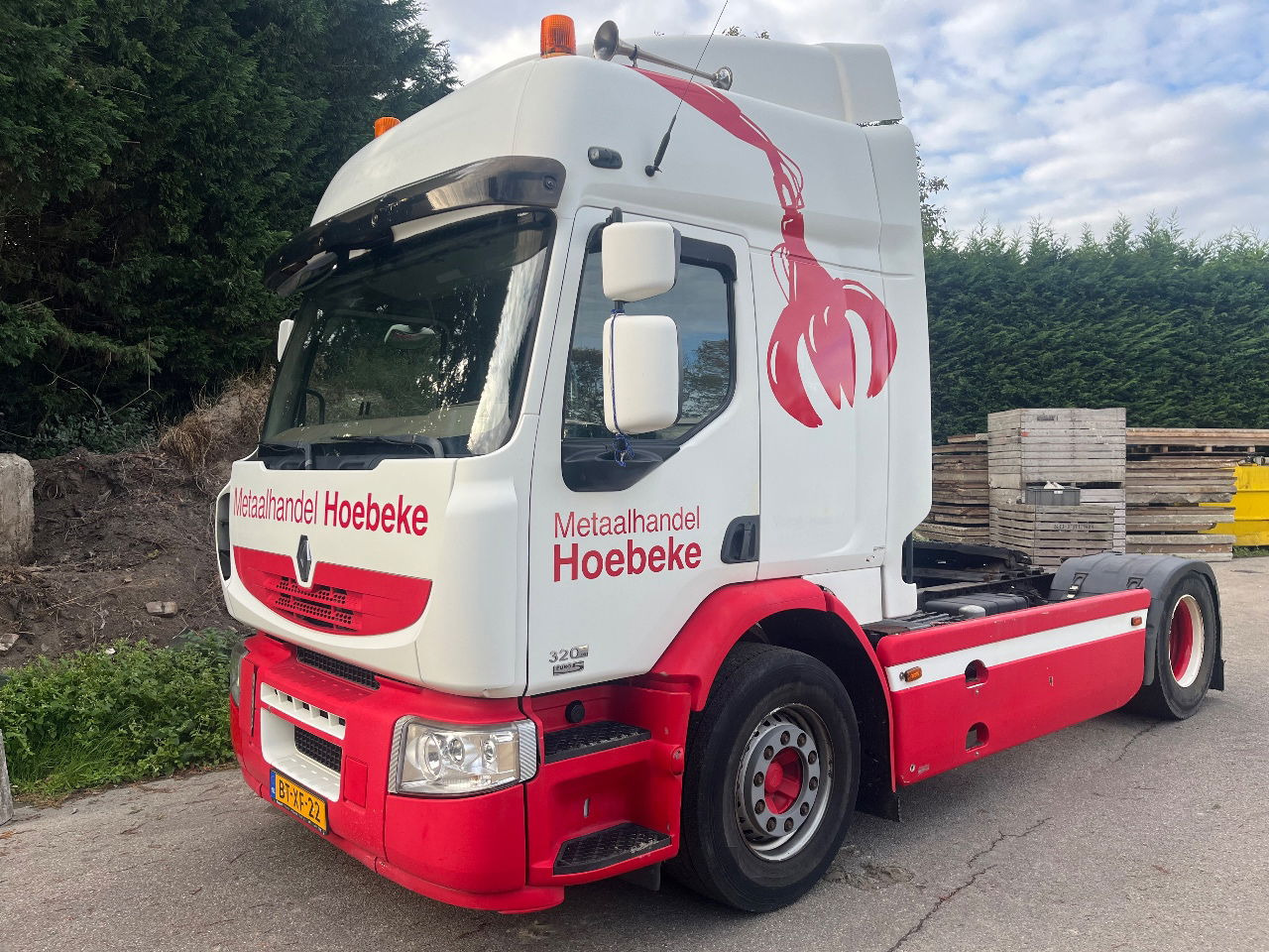 Renault Premium 320 - Trekkvogn: bilde 1 Renault Premium 320 - Trekkvogn: bilde 1