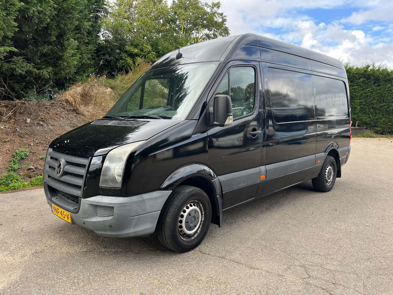 Volkswagen Crafter - Kassebil: bilde 1 Volkswagen Crafter - Kassebil: bilde 1