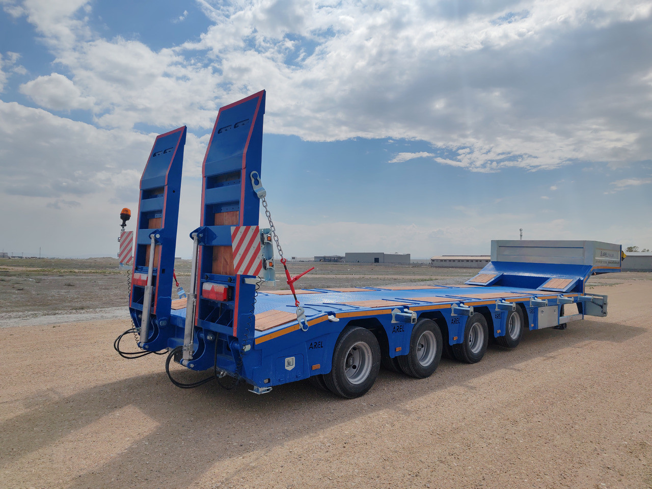 AREL TRAILER 4 AXLE LOW LOADER TRAILER - Lavloader semitrailer: bilde 2 AREL TRAILER 4 AXLE LOW LOADER TRAILER - Lavloader semitrailer: bilde 2