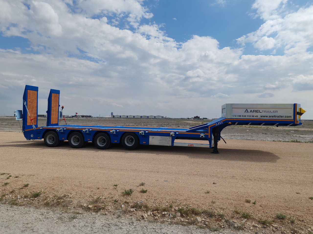 AREL TRAILER 4 AXLE LOW LOADER TRAILER - Lavloader semitrailer: bilde 1 AREL TRAILER 4 AXLE LOW LOADER TRAILER - Lavloader semitrailer: bilde 1