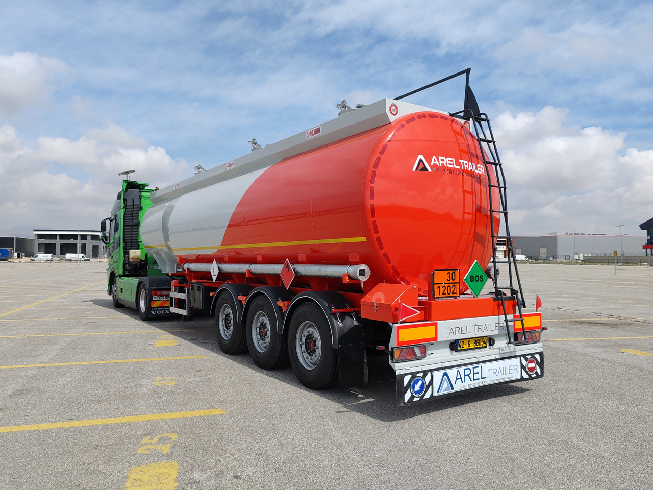 AREL TRAILER FUEL TANKER TRAILER - Tanksemi: bilde 1 AREL TRAILER FUEL TANKER TRAILER - Tanksemi: bilde 1