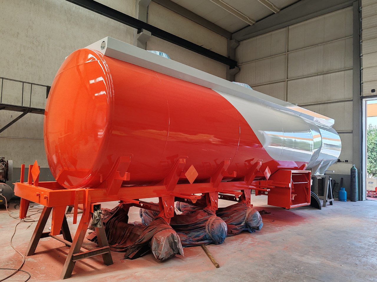 AREL TRAILER FUEL TANKER TRAILER - Tanksemi: bilde 4 AREL TRAILER FUEL TANKER TRAILER - Tanksemi: bilde 4