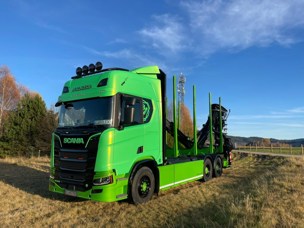 SCANIA 650 „BANDZIOR” - Tømmerbil, Kranbil: bilde 2 SCANIA 650 „BANDZIOR” - Tømmerbil, Kranbil: bilde 2