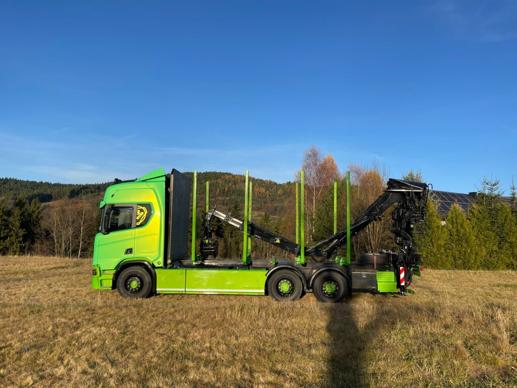 SCANIA 650 „BANDZIOR” - Tømmerbil, Kranbil: bilde 5 SCANIA 650 „BANDZIOR” - Tømmerbil, Kranbil: bilde 5