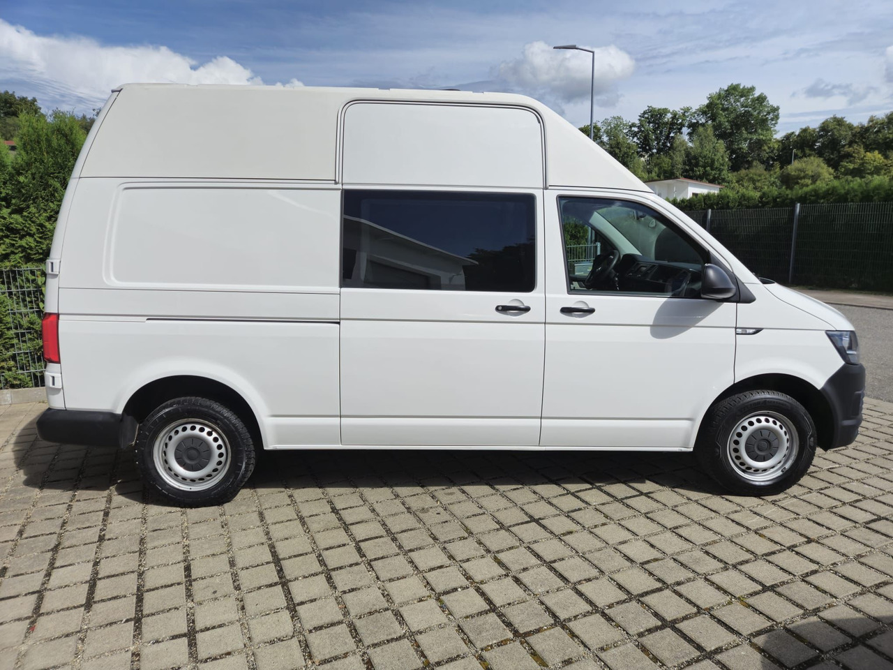 Volkswagen T6 Transporter Benzin Hochdach LR Standheizung - Små varebil: bilde 3 Volkswagen T6 Transporter Benzin Hochdach LR Standheizung - Små varebil: bilde 3