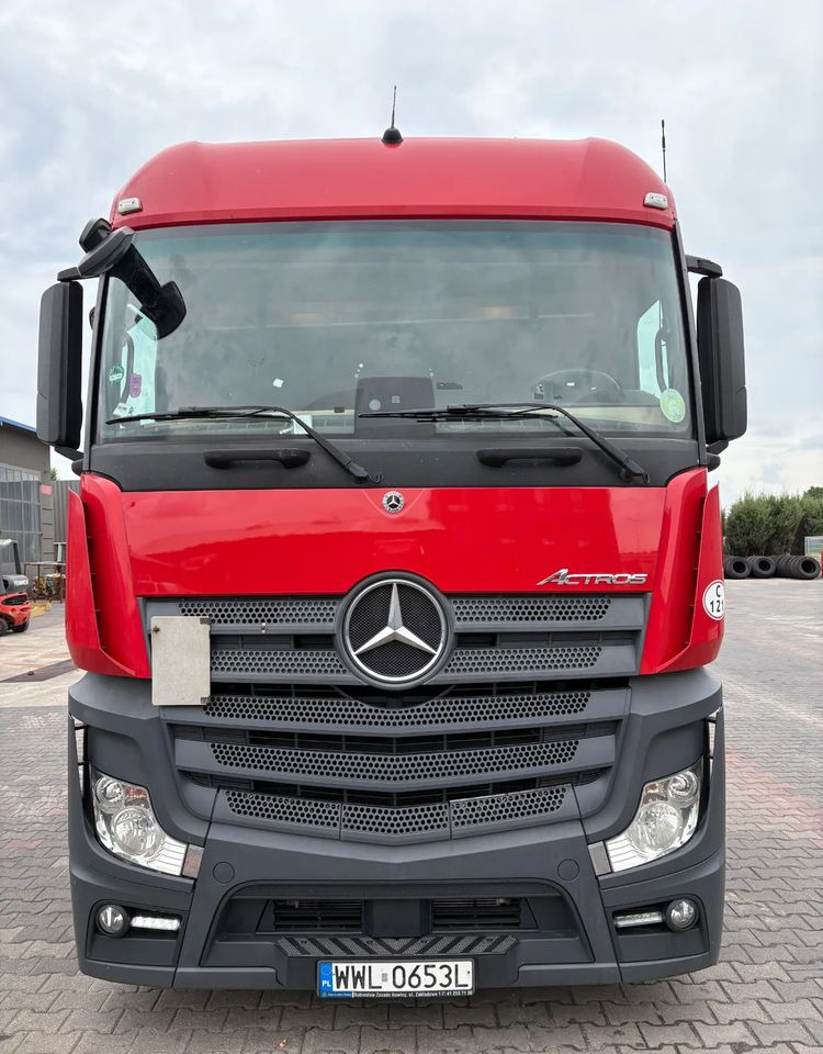 Mercedes-Benz ACTROS 1845 - Trekkvogn: bilde 2 Mercedes-Benz ACTROS 1845 - Trekkvogn: bilde 2