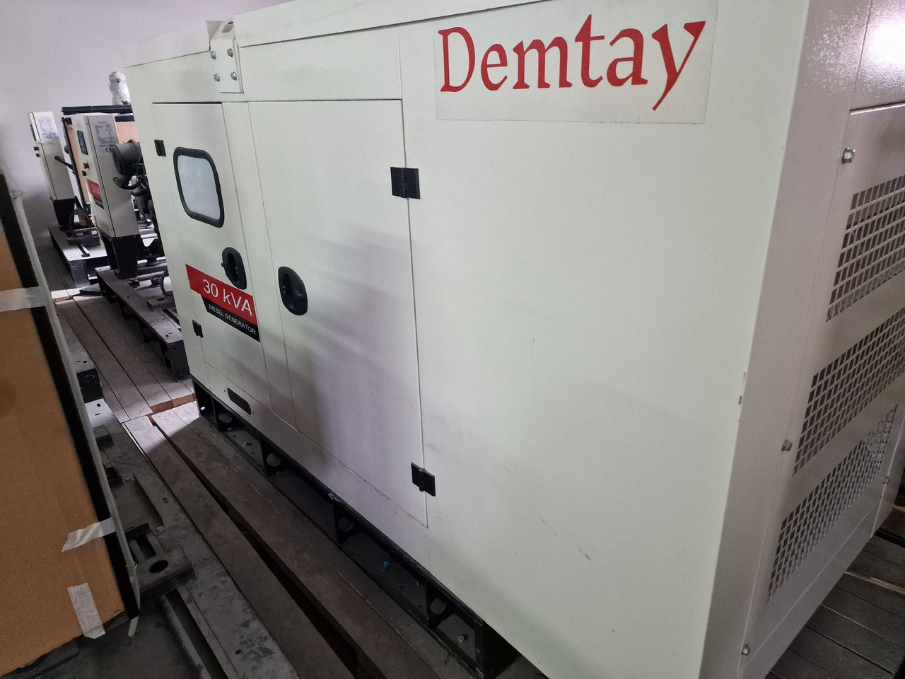 Kubota V3300 DMG 330 - Verkstedutstyr: bilde 3 Kubota V3300 DMG 330 - Verkstedutstyr: bilde 3