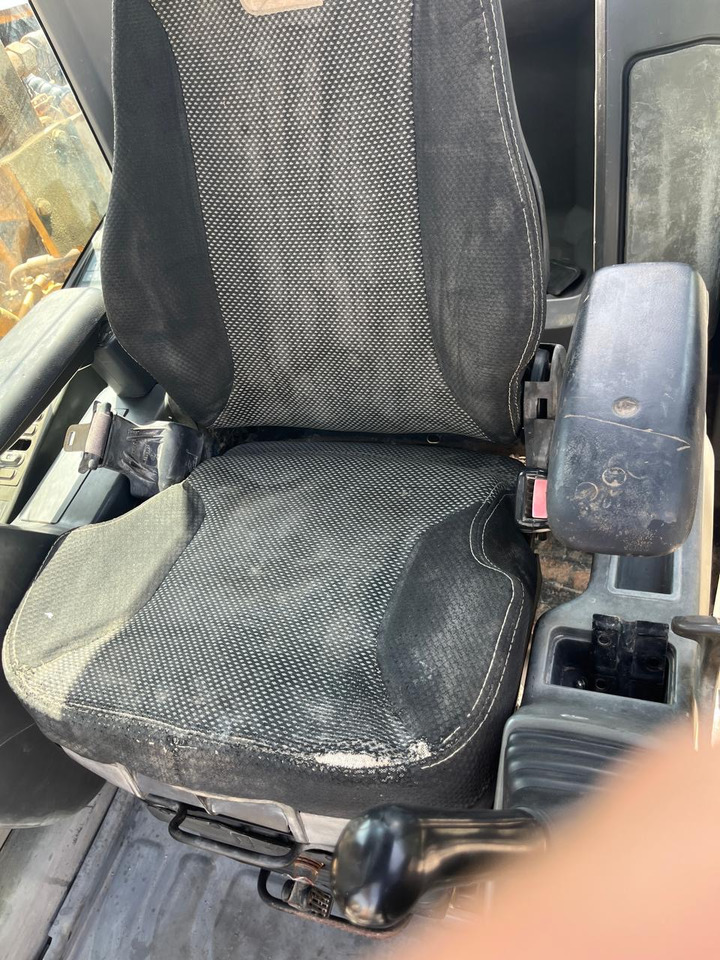 CATERPILLAR 323DL - Beltegraver: bilde 5 CATERPILLAR 323DL - Beltegraver: bilde 5