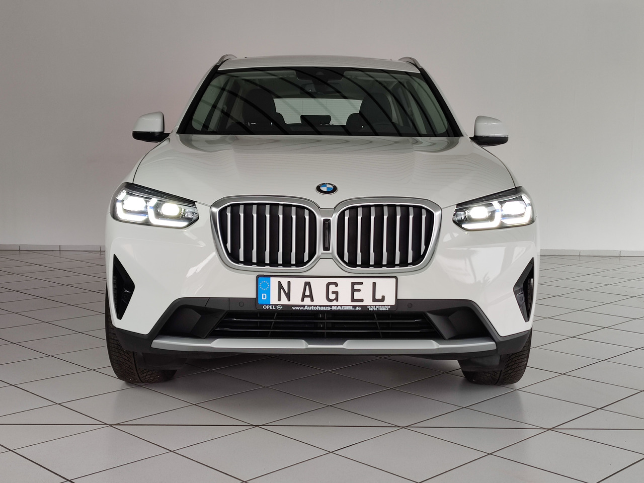 BMW X3 xDrive 30 i Live-Cockpit DAB Leder HiFi Headup - SUV: bilde 4 BMW X3 xDrive 30 i Live-Cockpit DAB Leder HiFi Headup - SUV: bilde 4