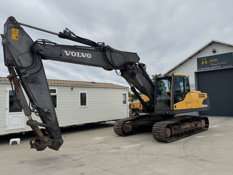 VOLVO EC 240 CNL - Beltegraver: bilde 1 VOLVO EC 240 CNL - Beltegraver: bilde 1