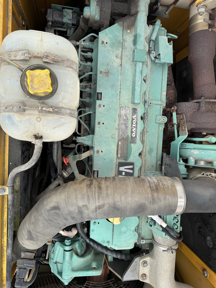 VOLVO EC 240 CNL - Beltegraver: bilde 2 VOLVO EC 240 CNL - Beltegraver: bilde 2