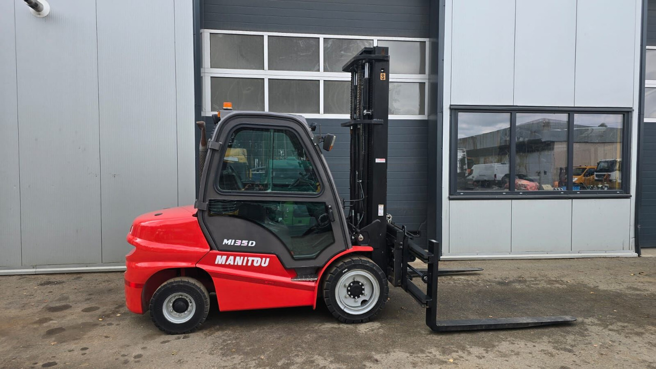 Manitou MI35 D - Dieseltruck: bilde 1 Manitou MI35 D - Dieseltruck: bilde 1