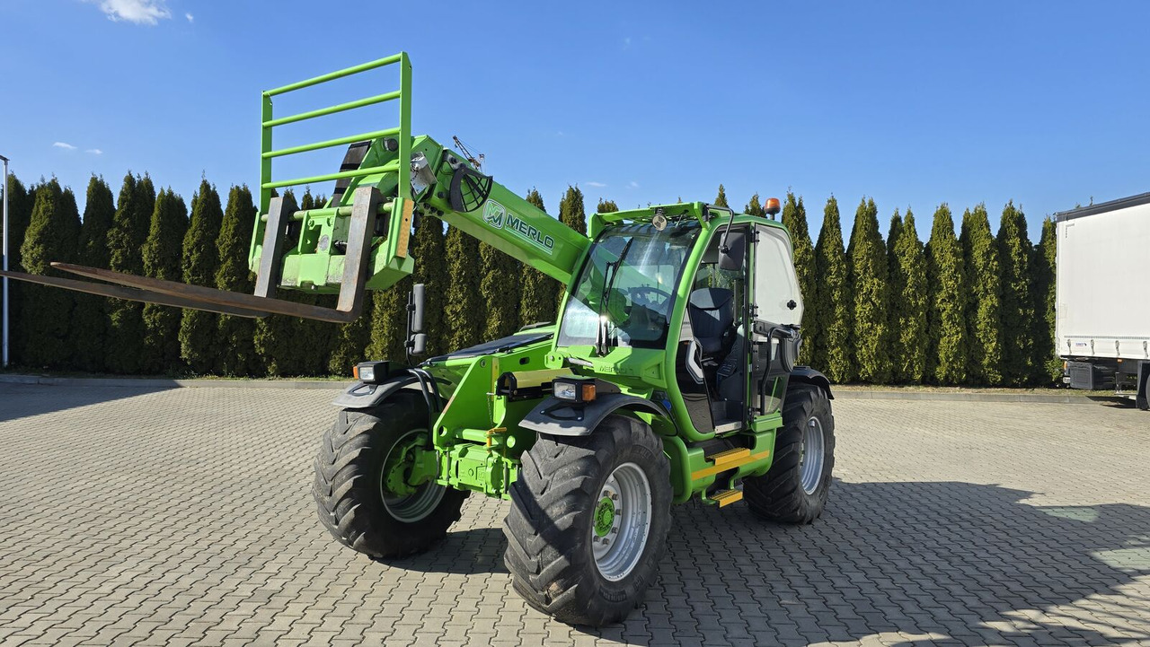 Merlo TF 42.7 CS -140 - Teleskoplastere: bilde 2 Merlo TF 42.7 CS -140 - Teleskoplastere: bilde 2