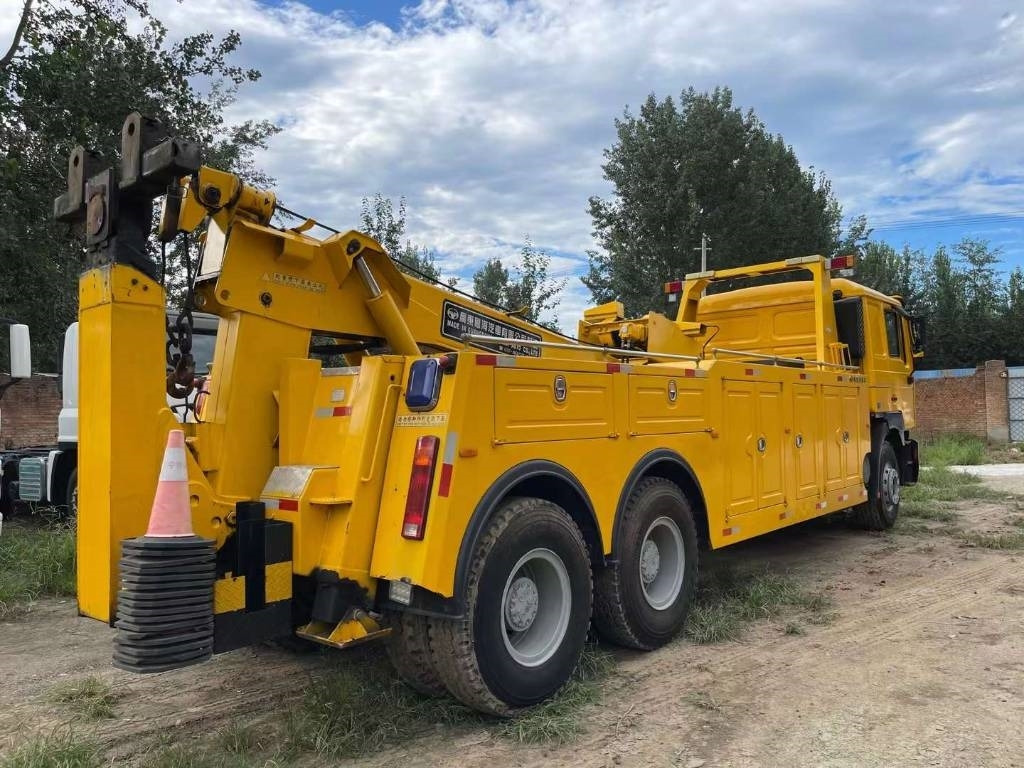 Shacman F2000 tow truck - Bergingsbil: bilde 3 Shacman F2000 tow truck - Bergingsbil: bilde 3