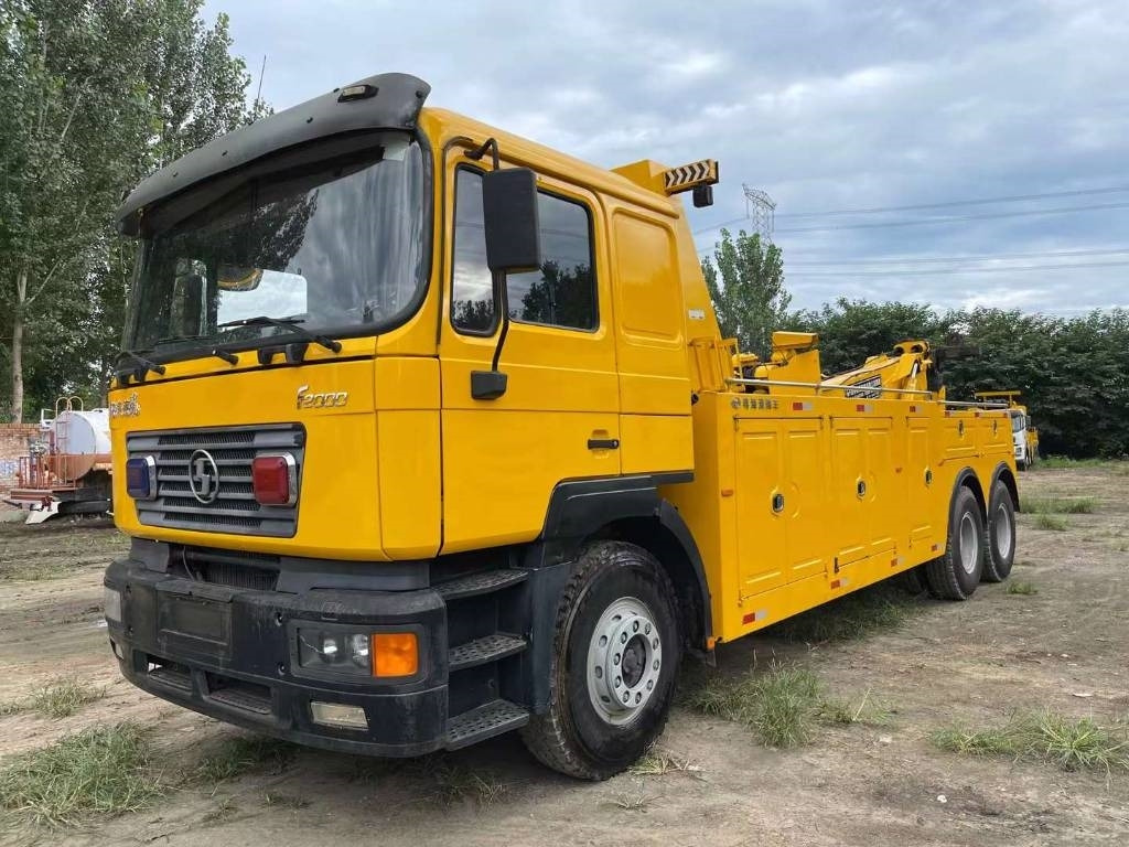 Shacman F2000 tow truck - Bergingsbil: bilde 2 Shacman F2000 tow truck - Bergingsbil: bilde 2