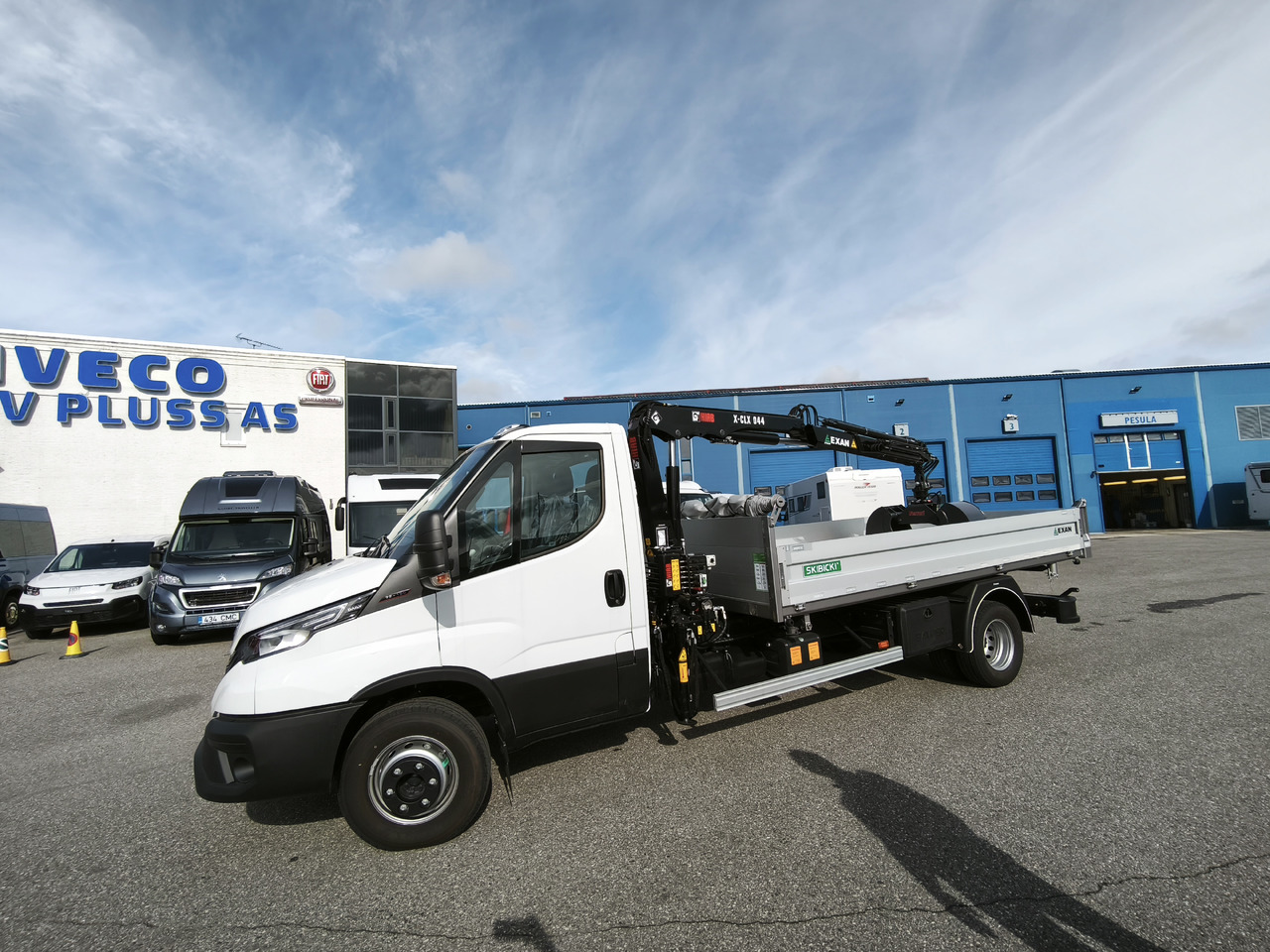 IVECO Daily 70C18H - Varebil med tipp: bilde 1 IVECO Daily 70C18H - Varebil med tipp: bilde 1