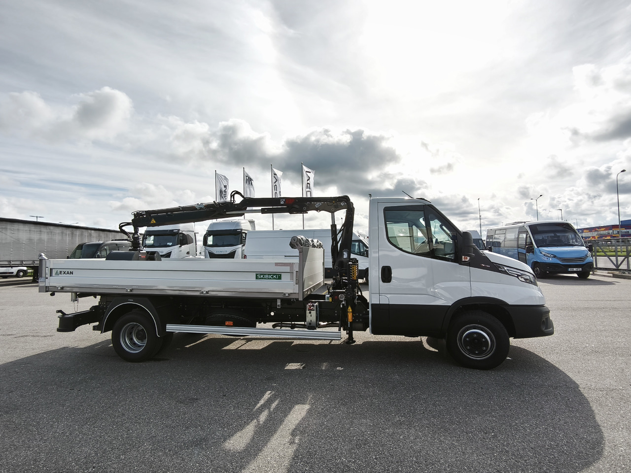 IVECO Daily 70C18H - Varebil med tipp: bilde 3 IVECO Daily 70C18H - Varebil med tipp: bilde 3