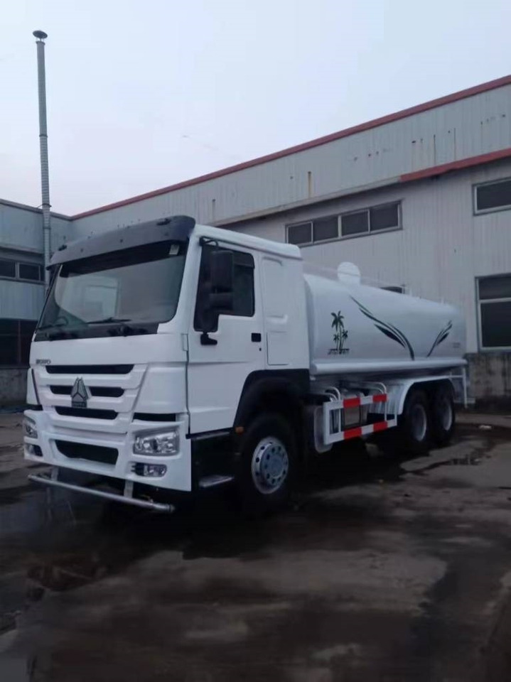 Howo 371 6x4 - Tankbil: bilde 2 Howo 371 6x4 - Tankbil: bilde 2