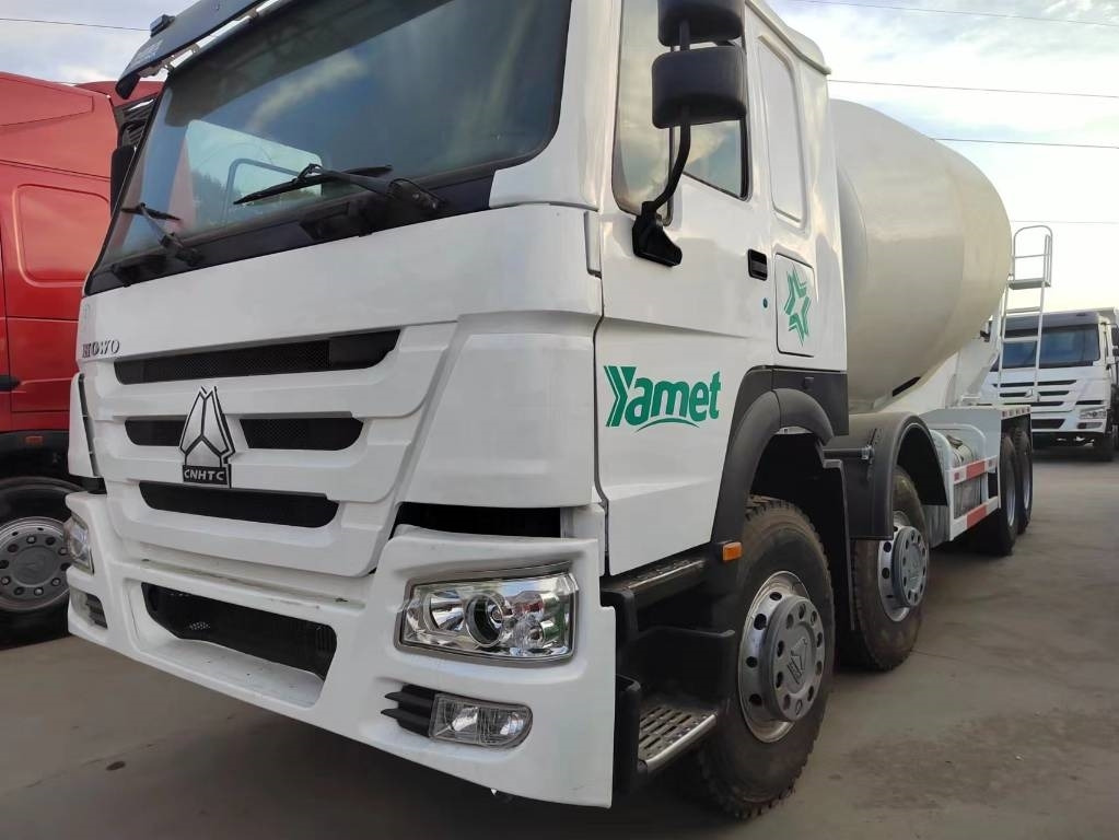 Howo 371 6x4 - Betongbil: bilde 2 Howo 371 6x4 - Betongbil: bilde 2