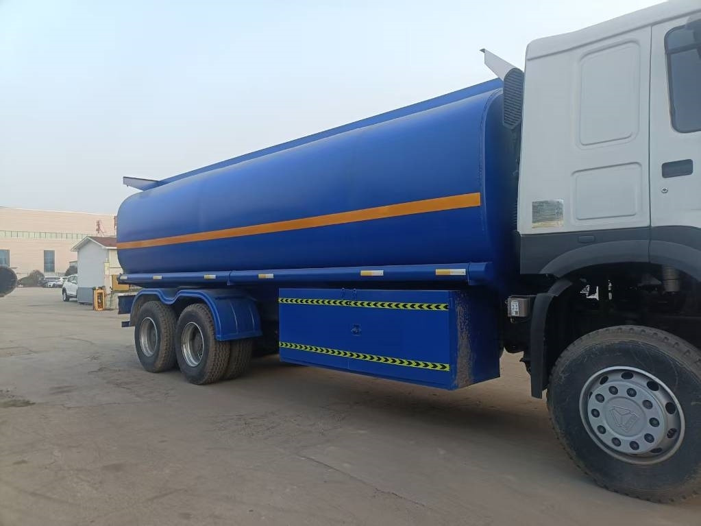 Howo 371 6x4 - Tankbil: bilde 5 Howo 371 6x4 - Tankbil: bilde 5