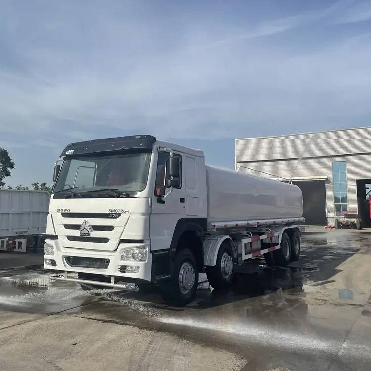 Howo 375 8x4 - Tankbil: bilde 1 Howo 375 8x4 - Tankbil: bilde 1